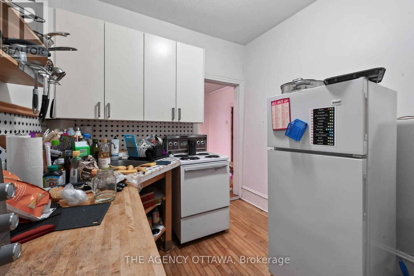64 Bayswater Avenue, Ottawa, ON