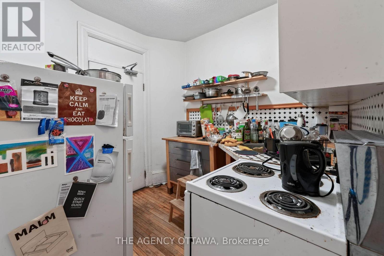 64 Bayswater Avenue, Ottawa, ON