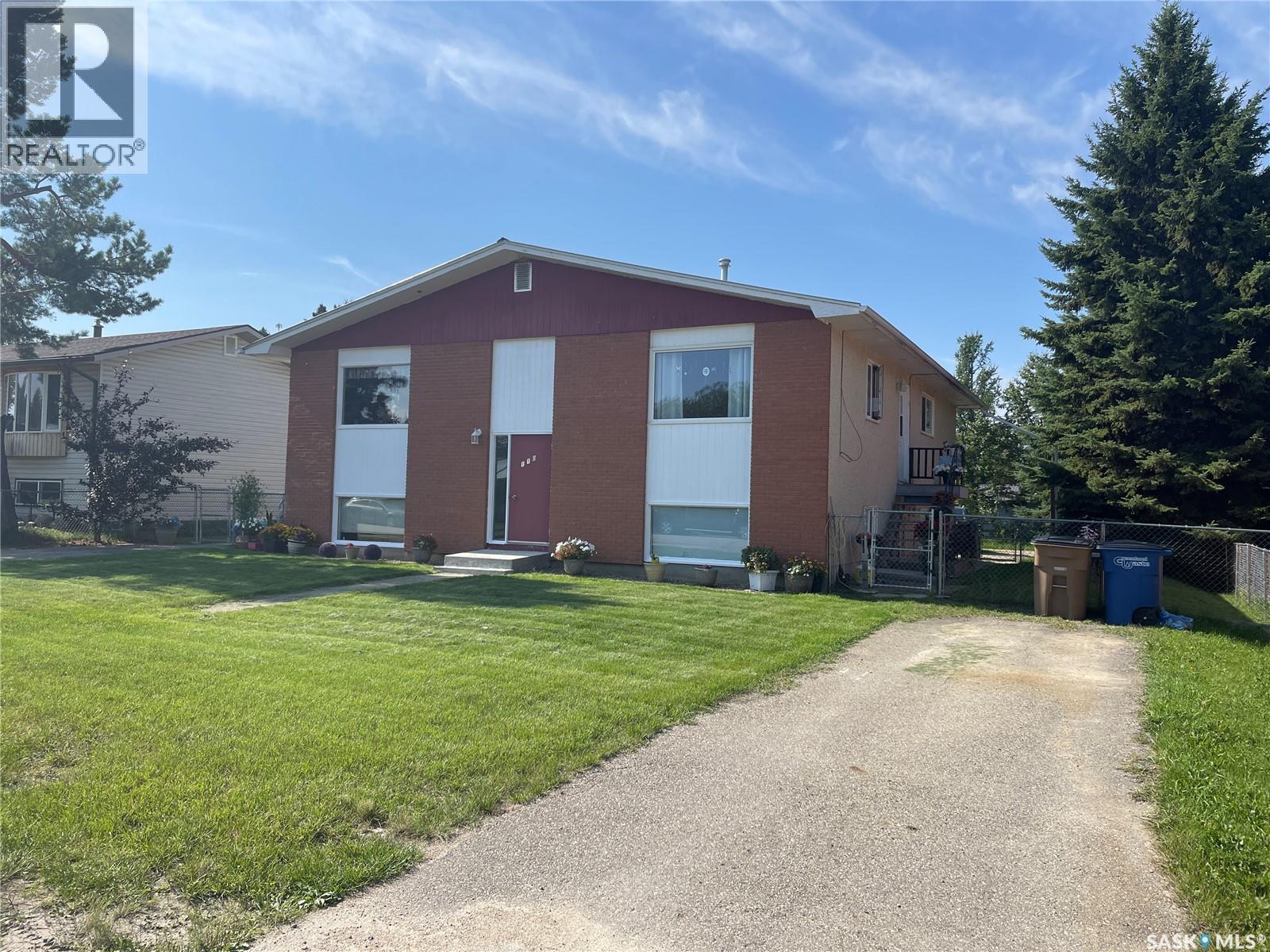110 7Th Avenue S, Big River, SK