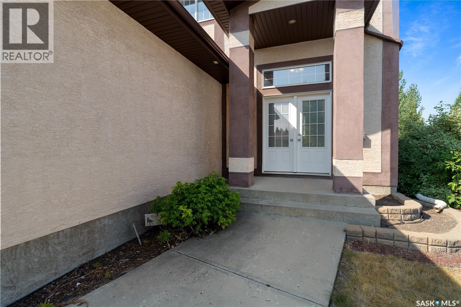 5 Simpson Bay, Balgonie, SK