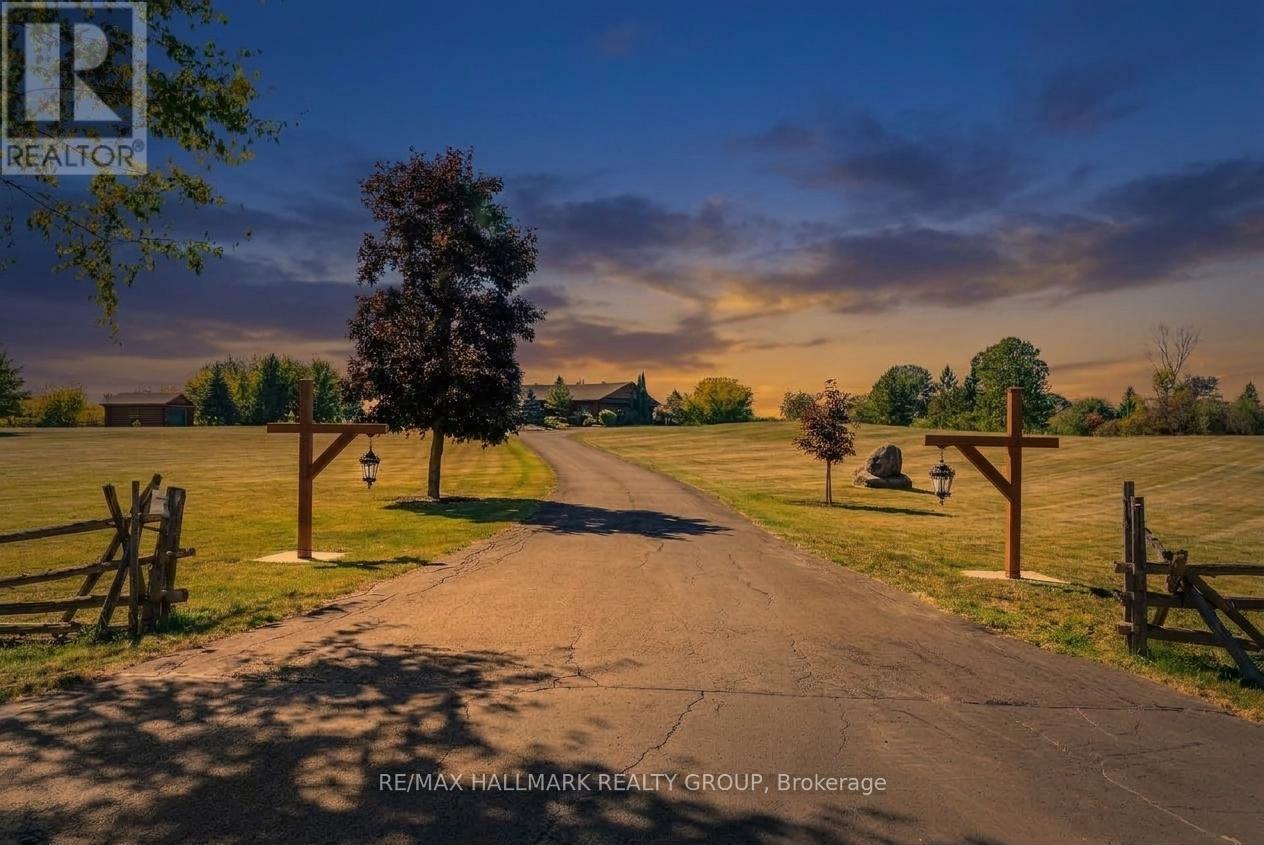 2185 Old Second Line Road, Ottawa, ON