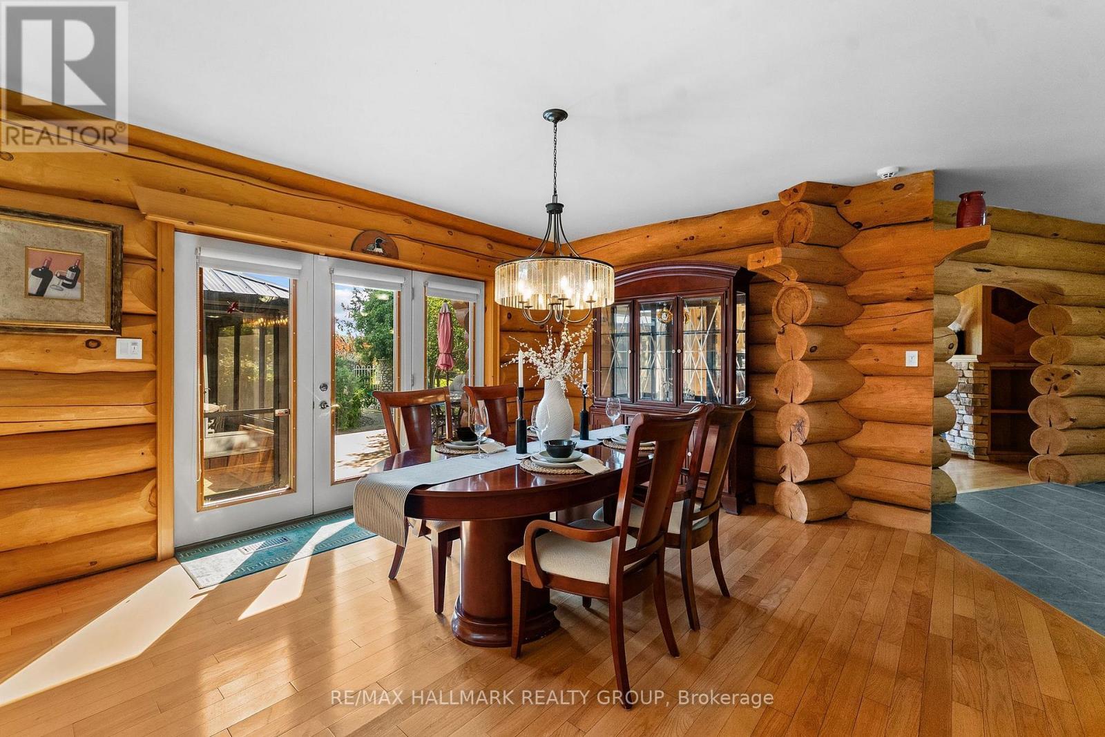 2185 Old Second Line Road, Ottawa, ON