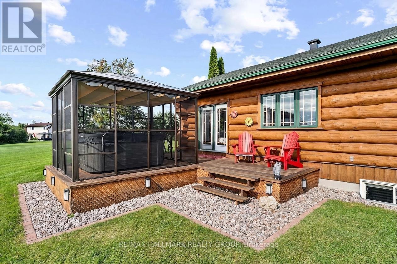2185 Old Second Line Road, Ottawa, ON