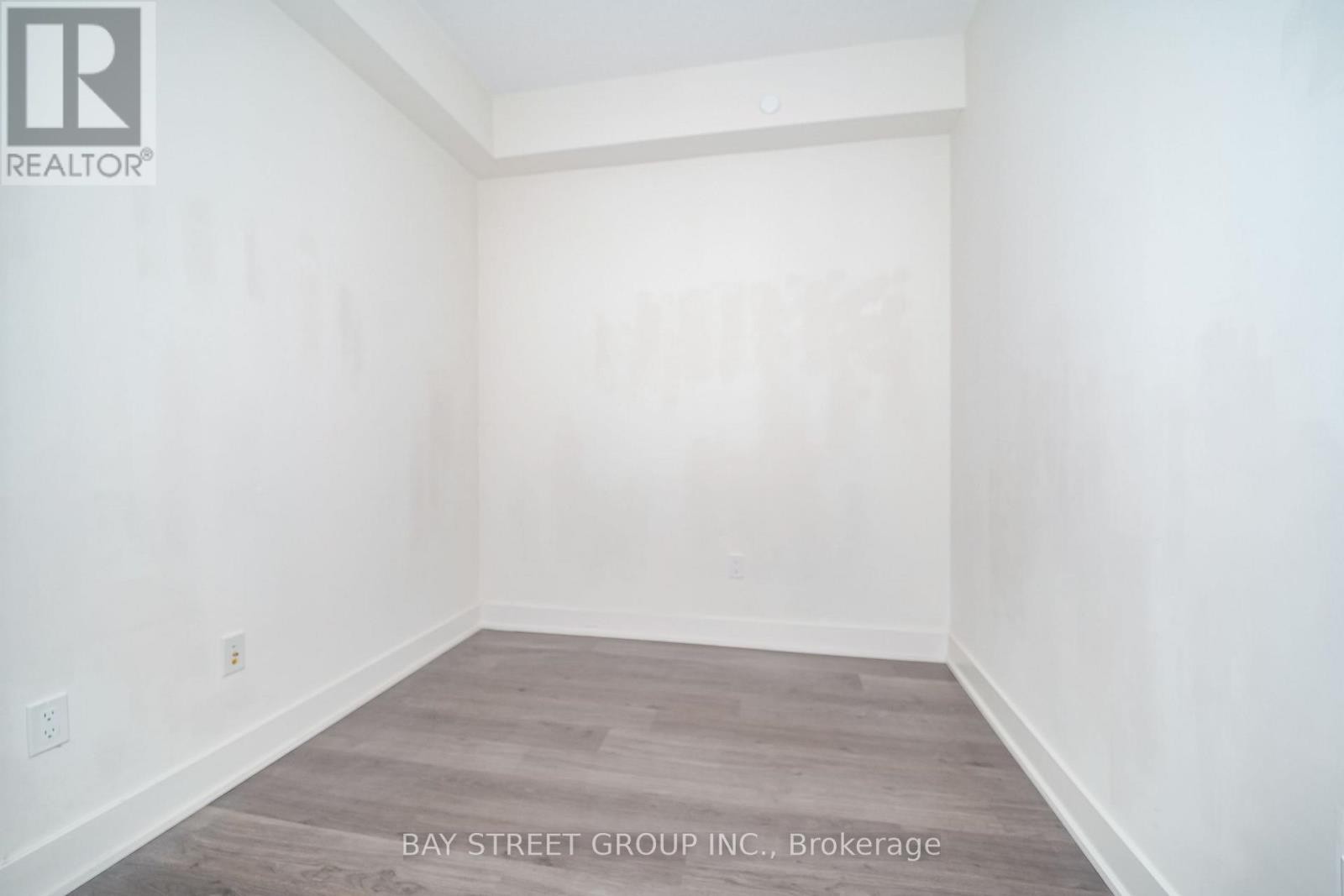 2006 - 88 Sheppard Avenue E, Toronto, ON