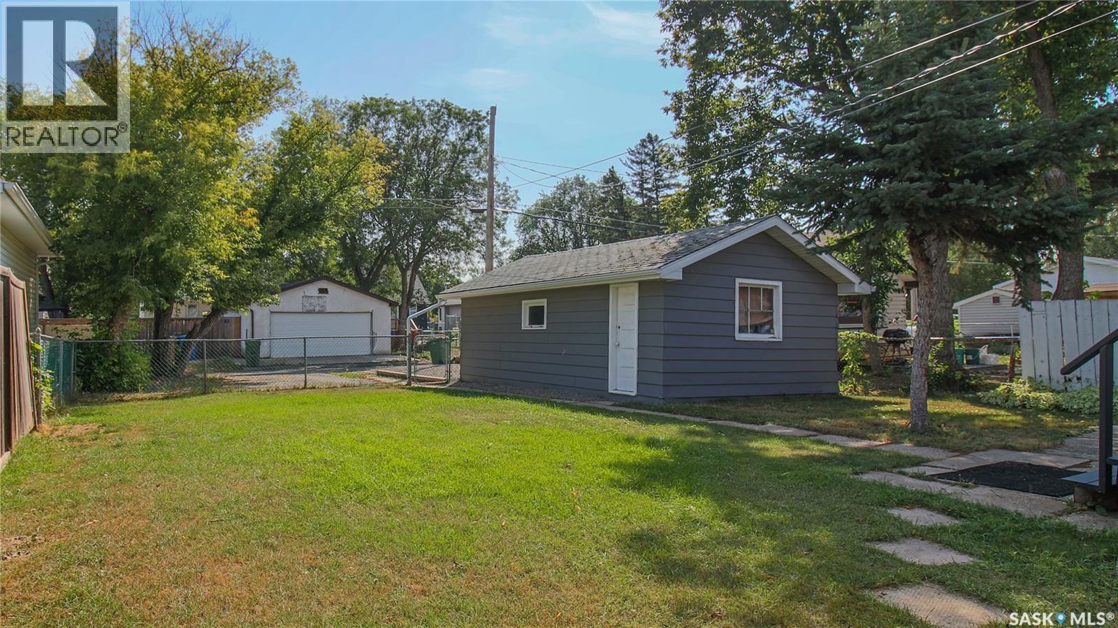 1073 Mcintosh Street, Regina, SK