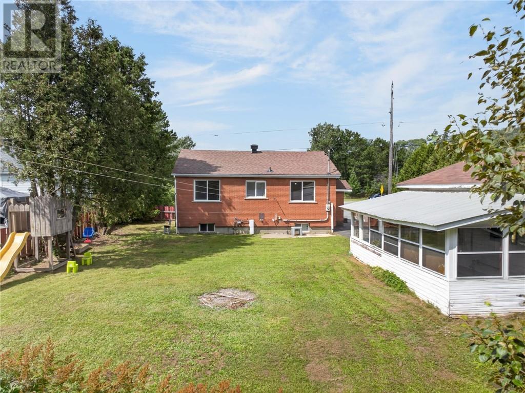 128 First Avenue, Levack, ON