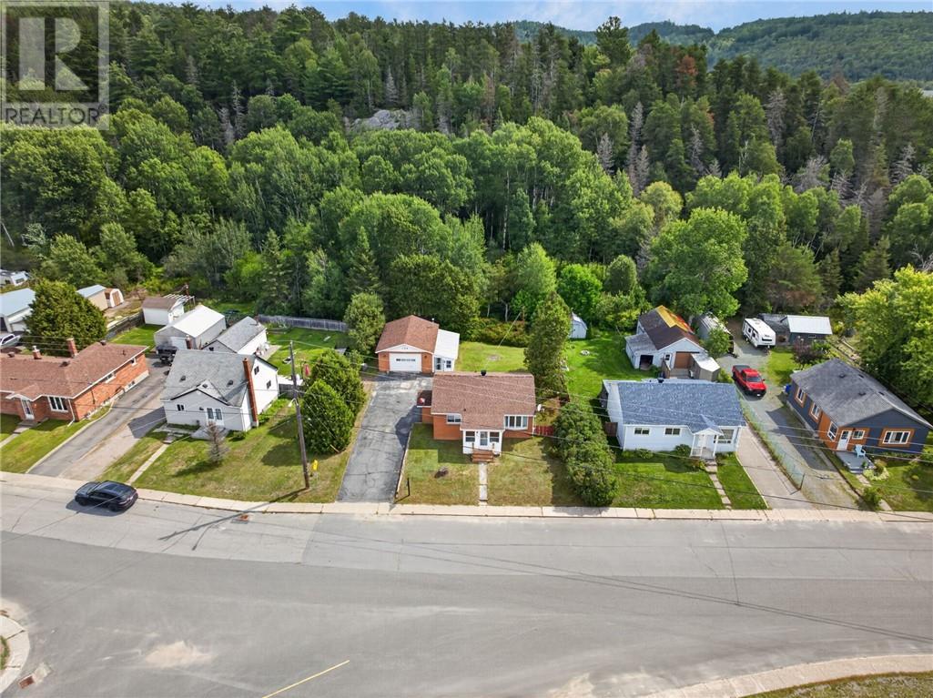128 First Avenue, Levack, ON