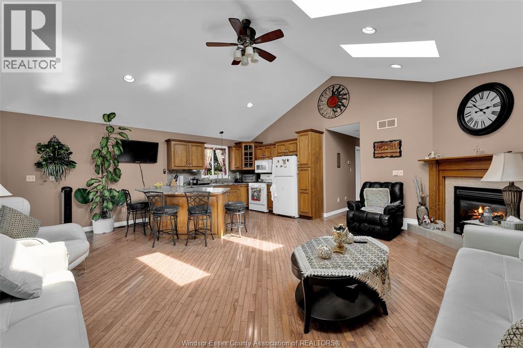 747 Eugenie, Windsor, ON