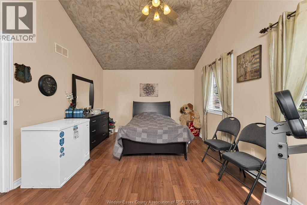 747 Eugenie, Windsor, ON