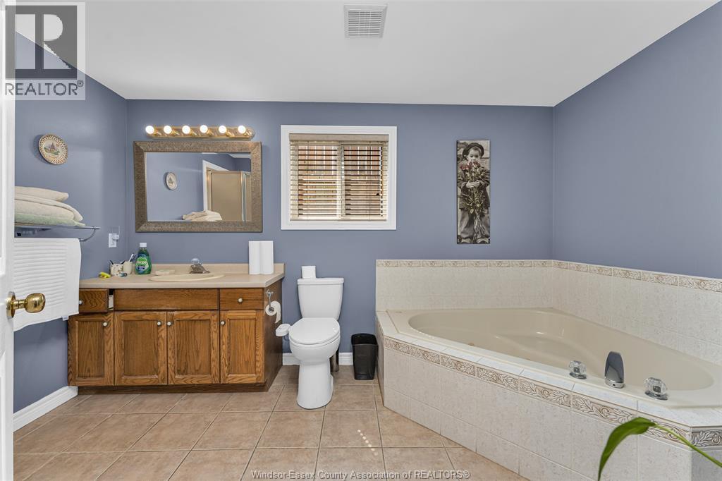 747 Eugenie, Windsor, ON