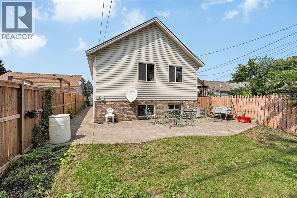 747 Eugenie, Windsor, ON