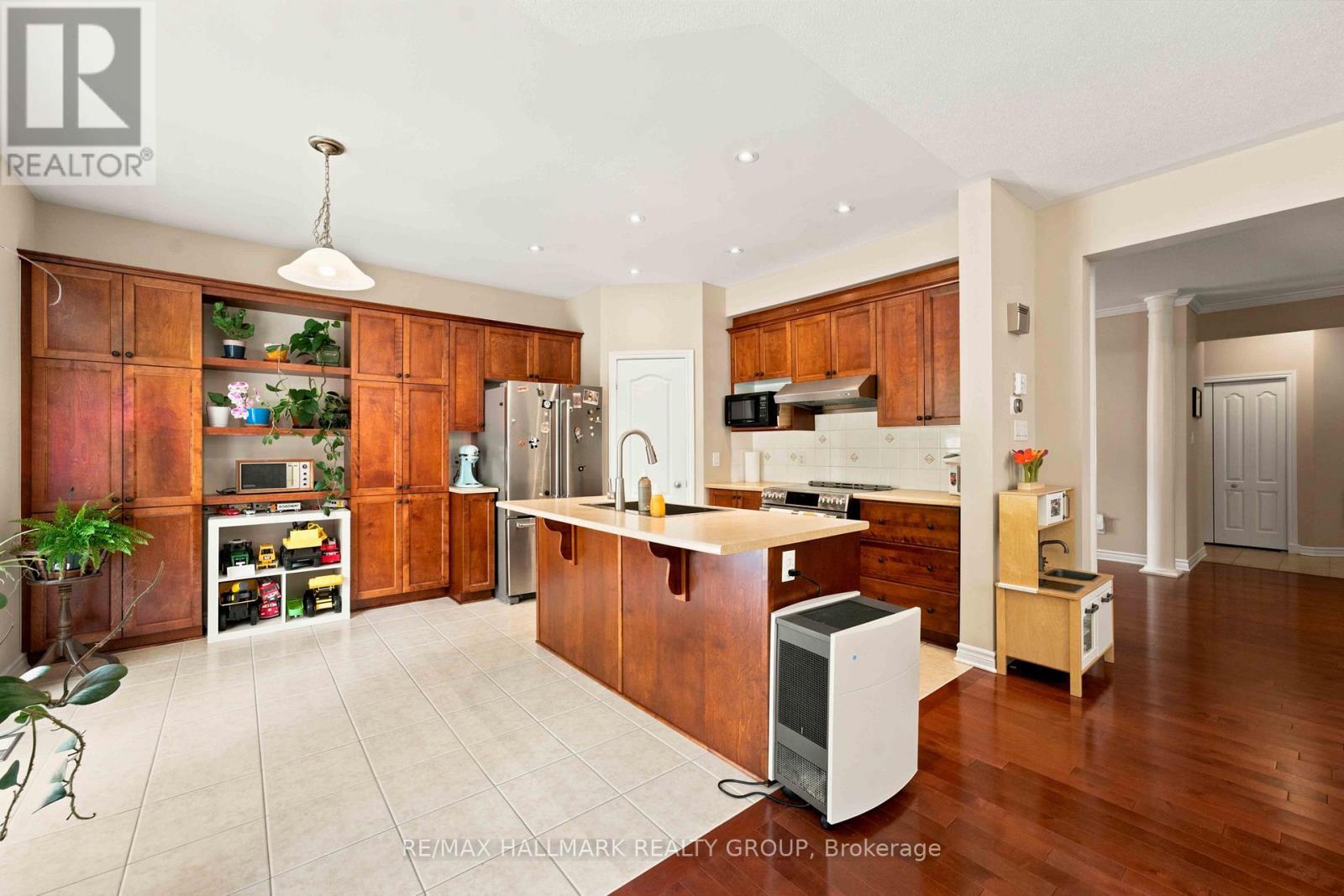 328 Laughlin Circle, Ottawa, ON