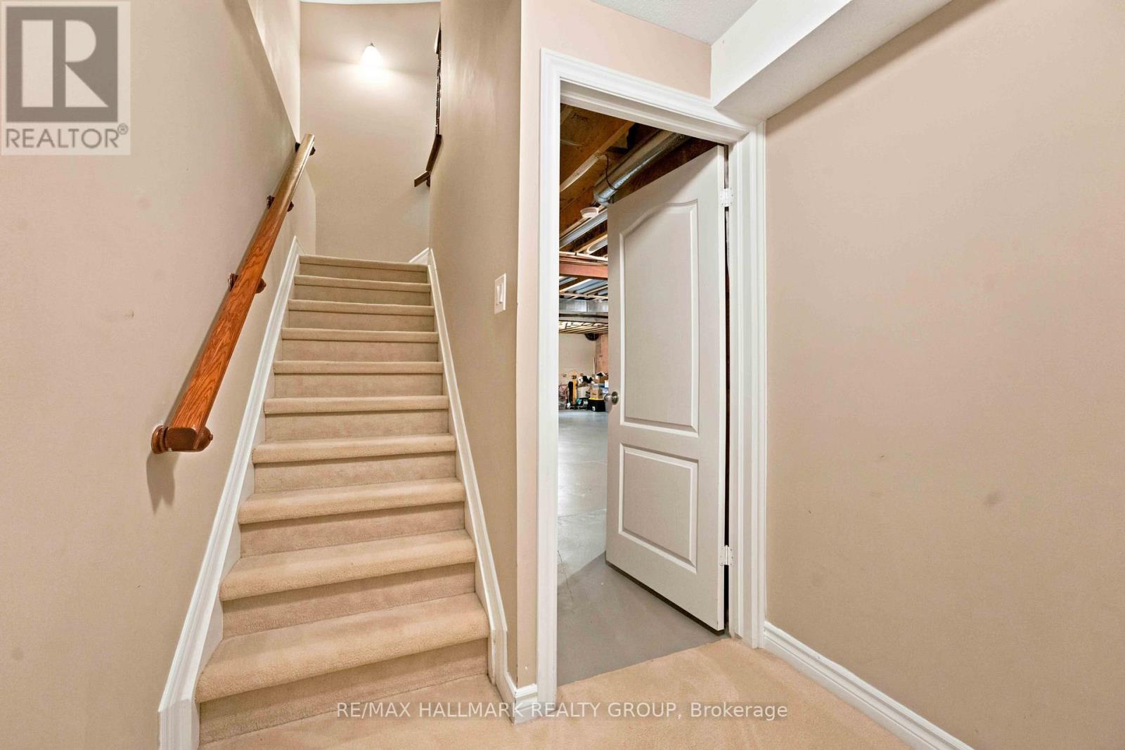 328 Laughlin Circle, Ottawa, ON