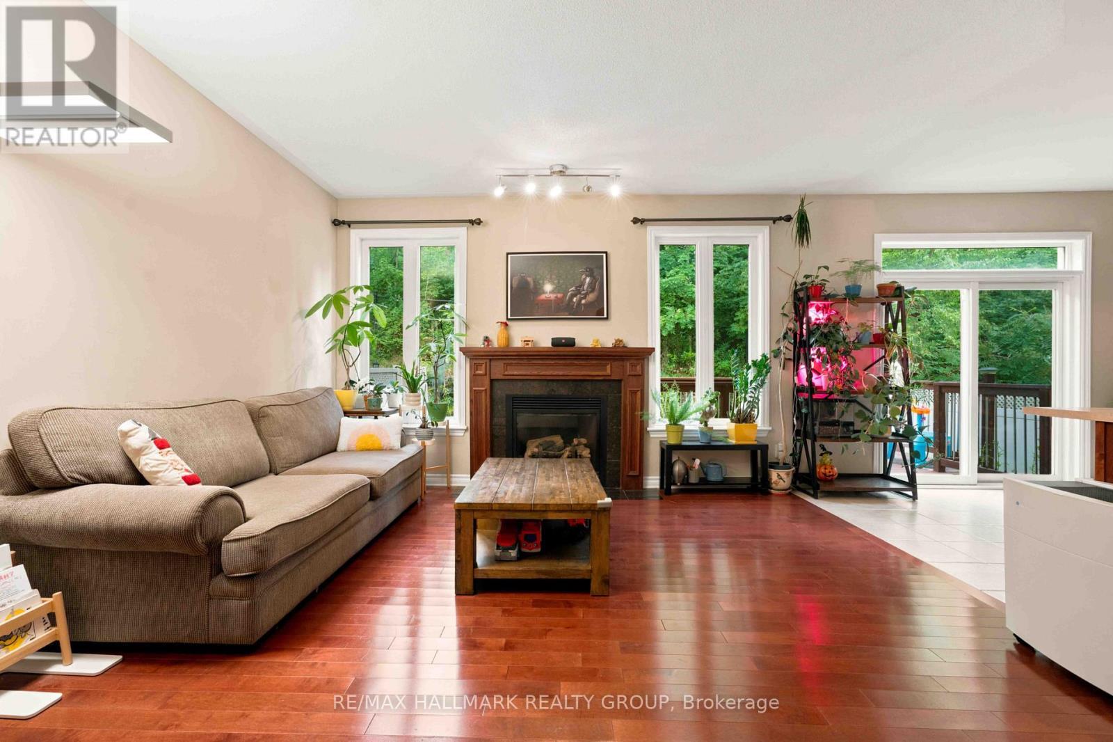328 Laughlin Circle, Ottawa, ON