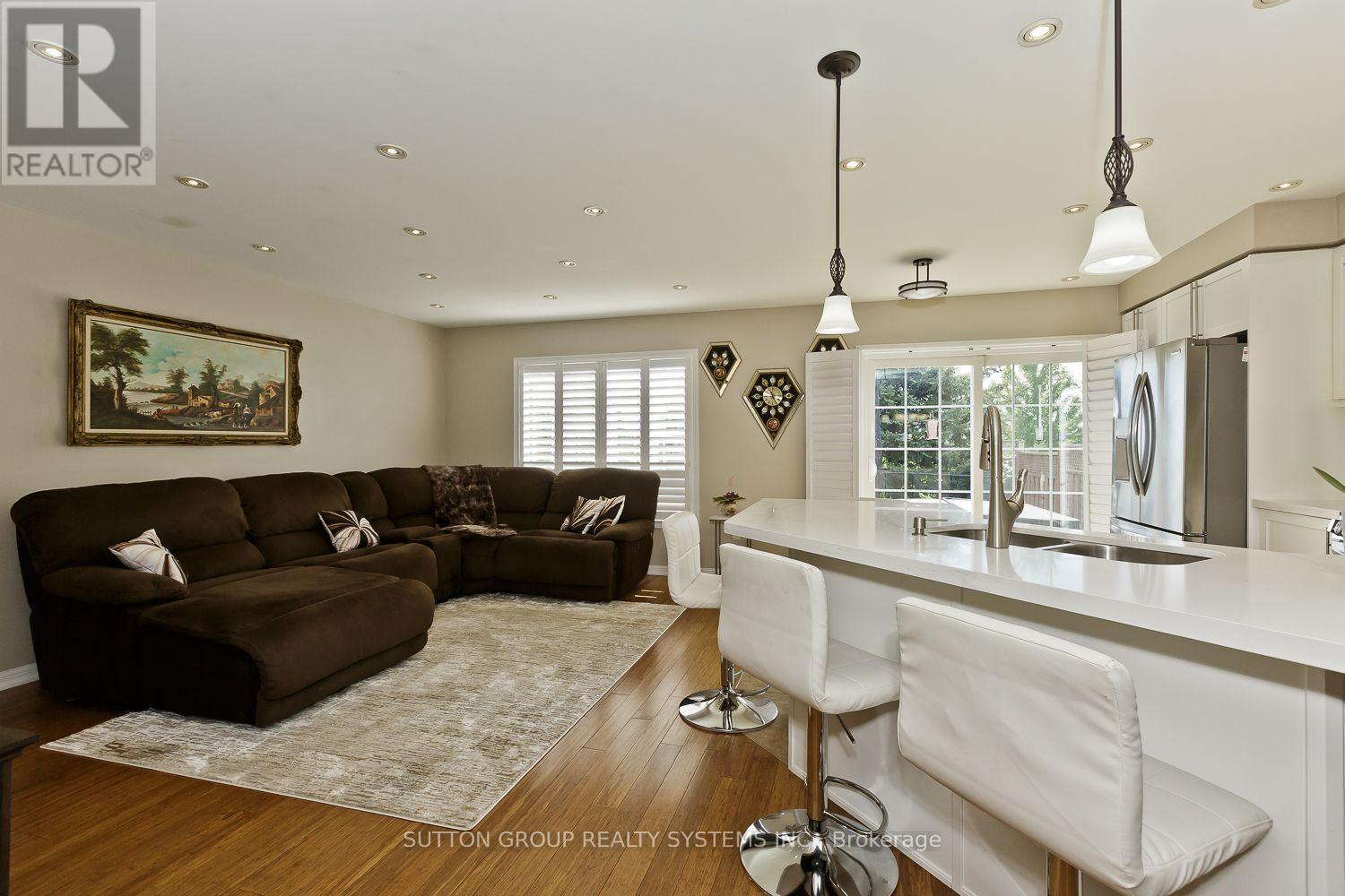 777 Shortreed Crescent, Milton, ON