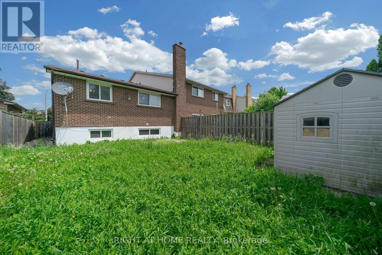 3241 Mccarthy Court, Mississauga, ON