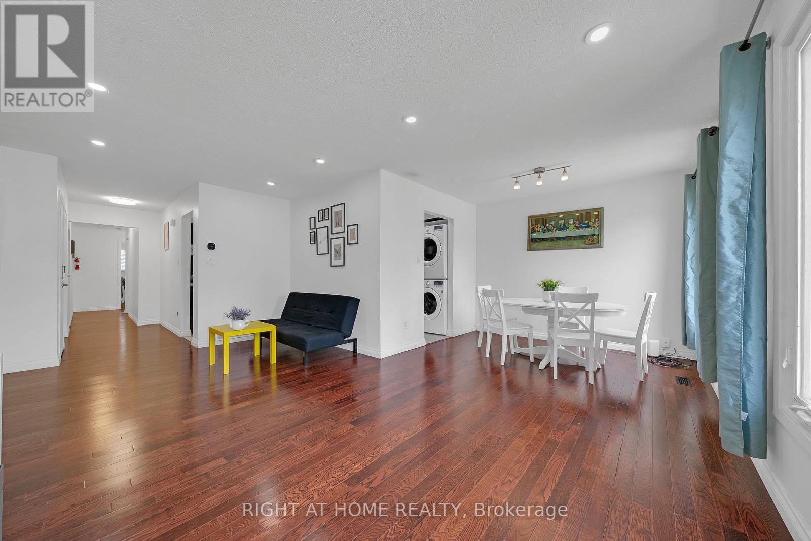 3241 Mccarthy Court, Mississauga, ON