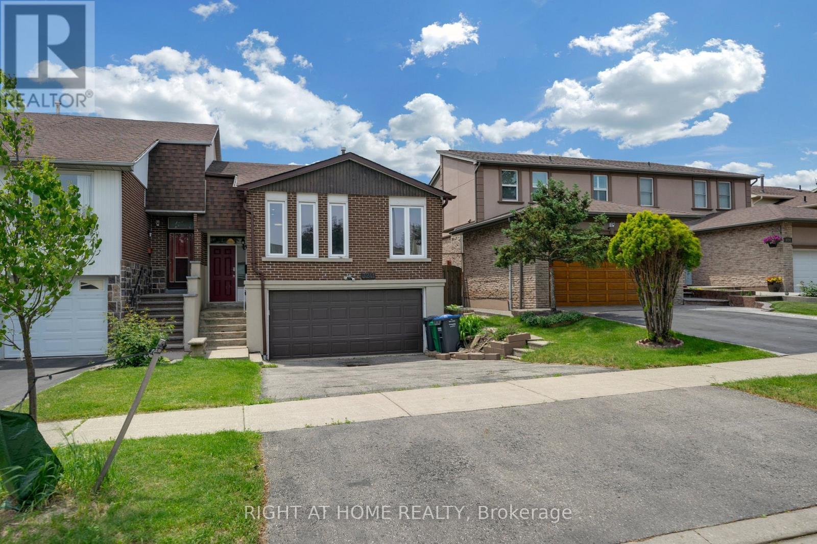 3241 Mccarthy Court, Mississauga, ON