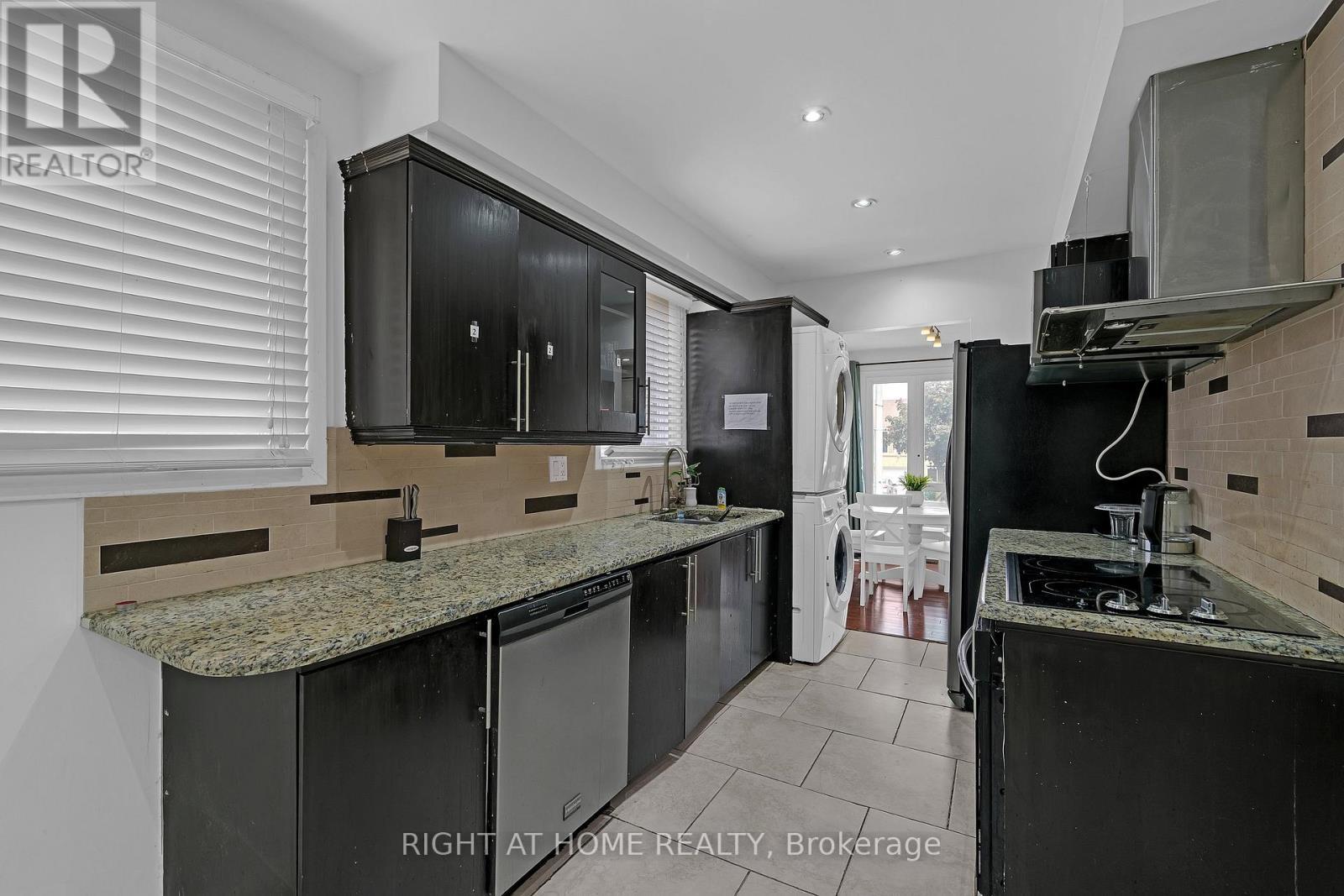 3241 Mccarthy Court, Mississauga, ON
