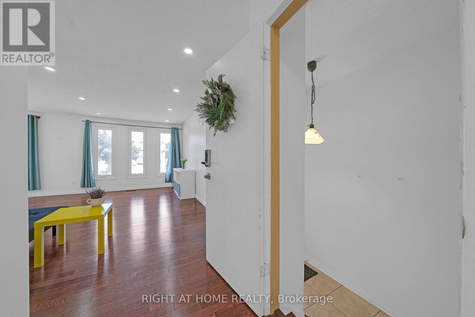 3241 Mccarthy Court, Mississauga, ON