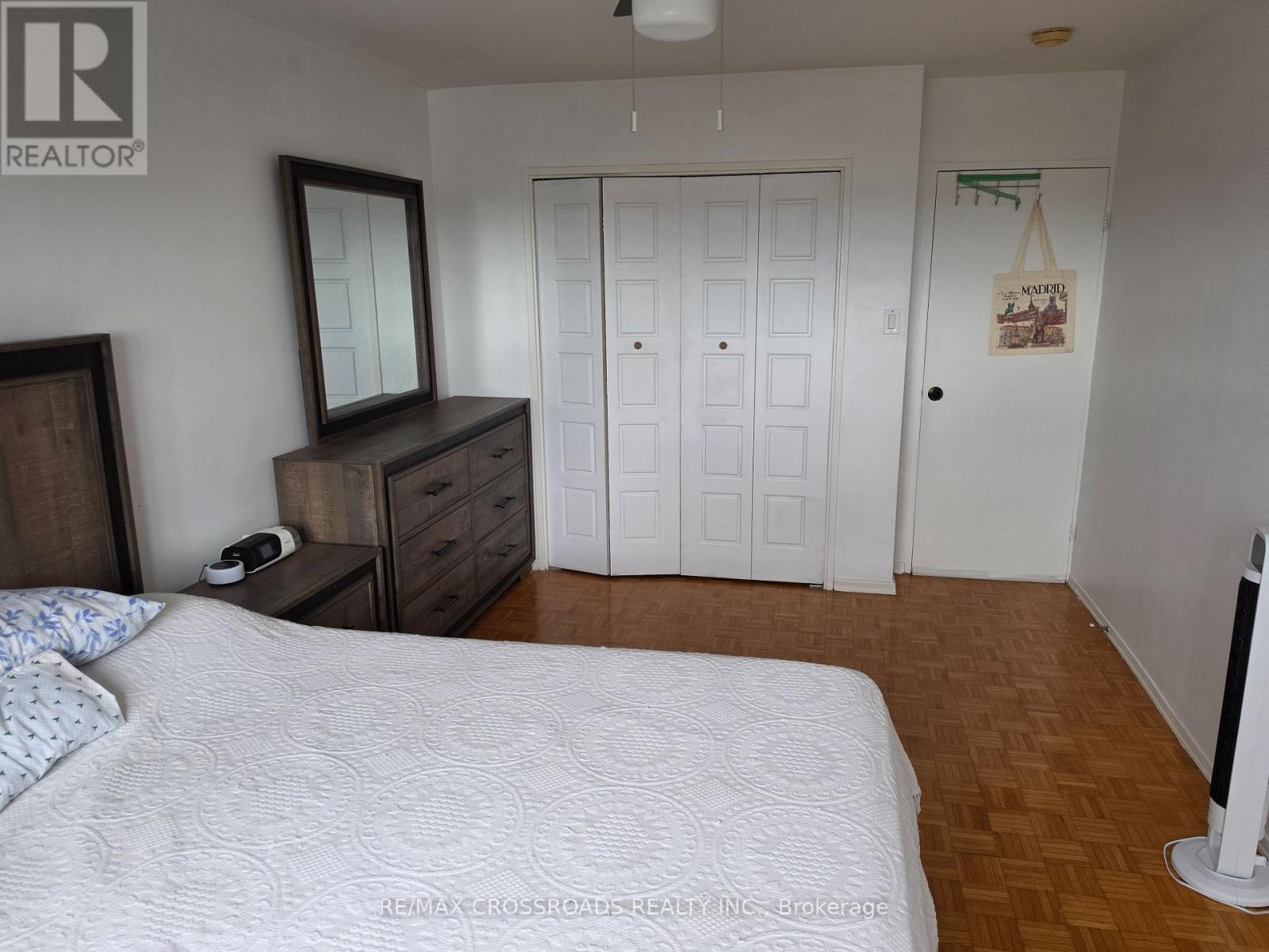 Bedroom - 1004 - 5 Frith Road, Toronto, ON