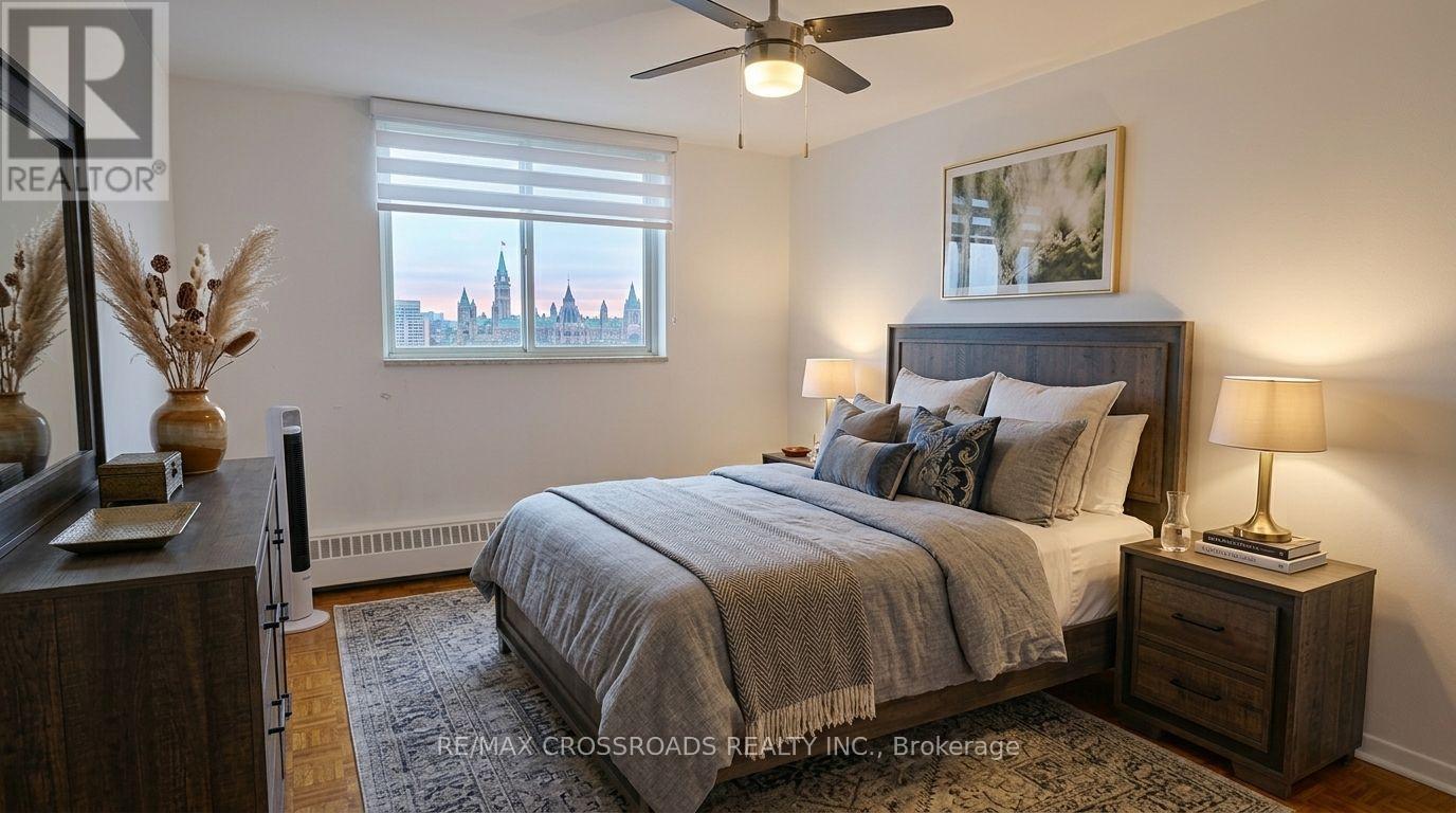 Virtually Staged - 1004 - 5 Frith Road, Toronto, ON