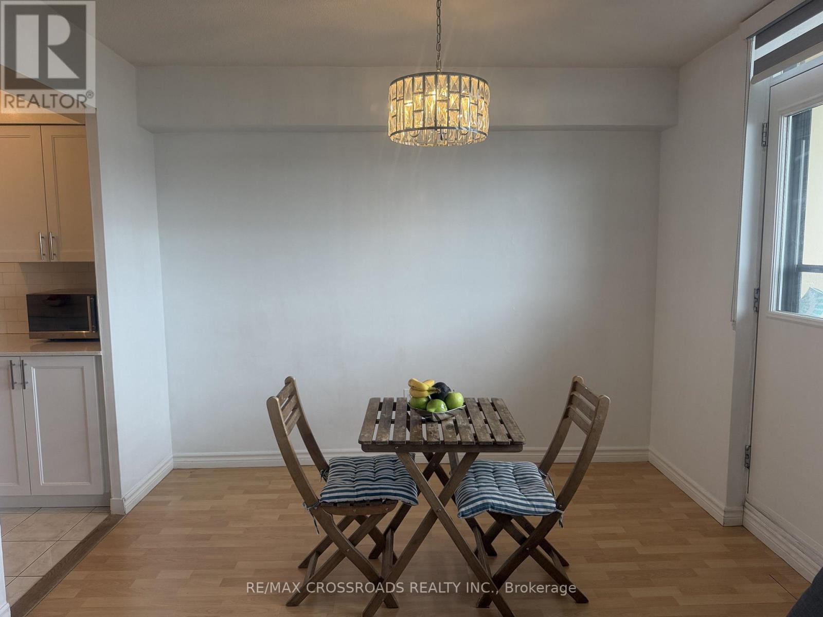 Dining - 1004 - 5 Frith Road, Toronto, ON