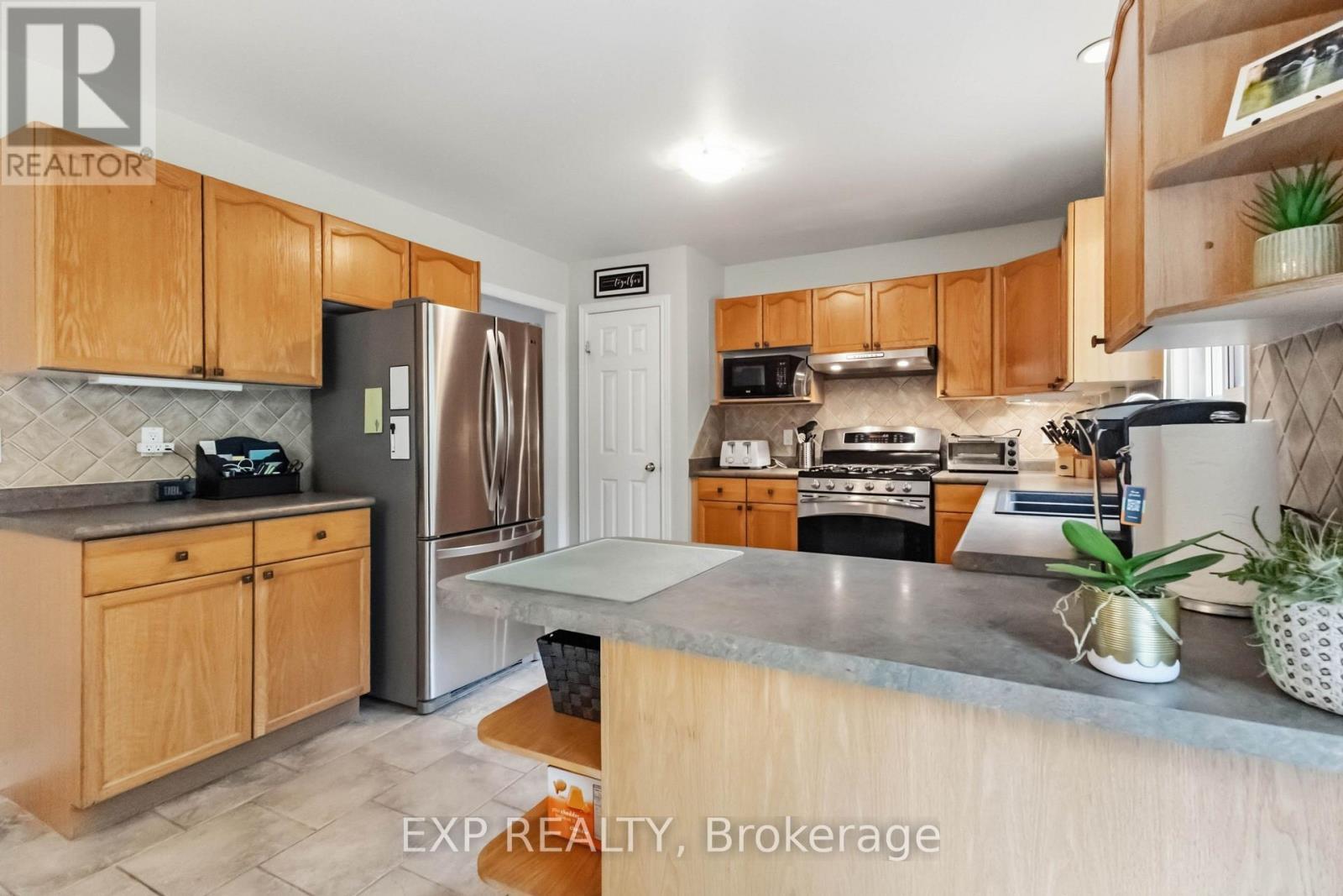 144 Stephen Moore Drive, Middlesex Centre, ON