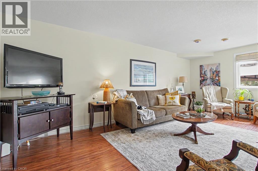 17 Bush Clover Crescent, Kitchener, ON