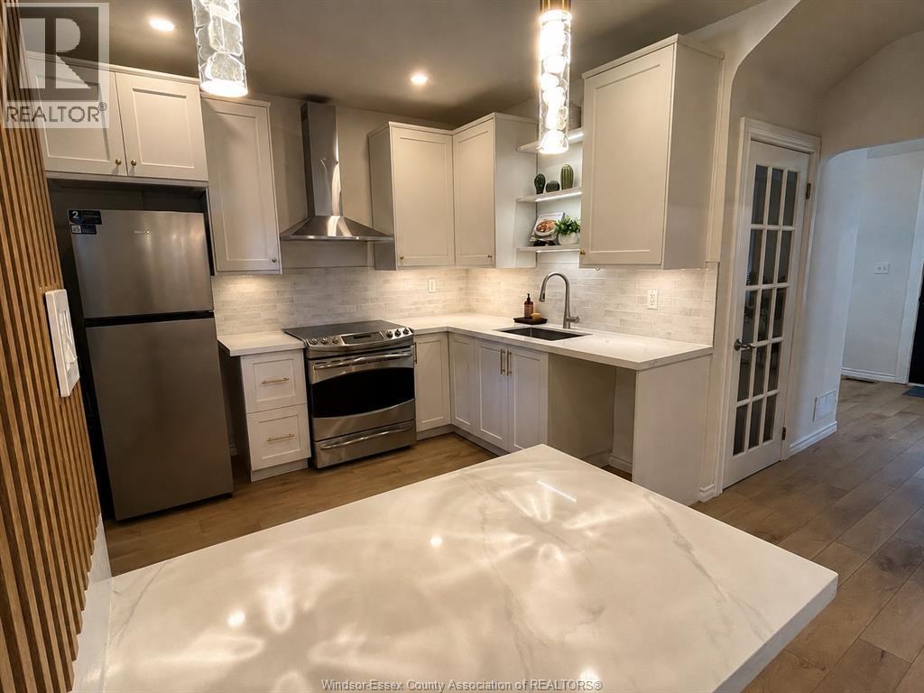 1457 Dougall, Windsor, ON