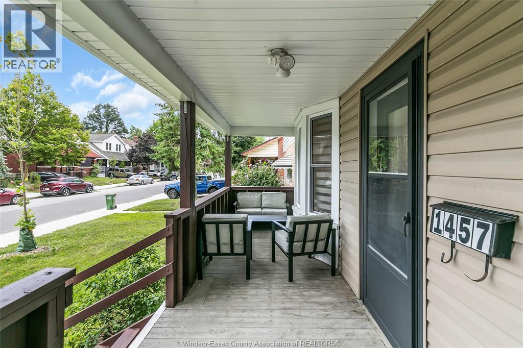 1457 Dougall, Windsor, ON