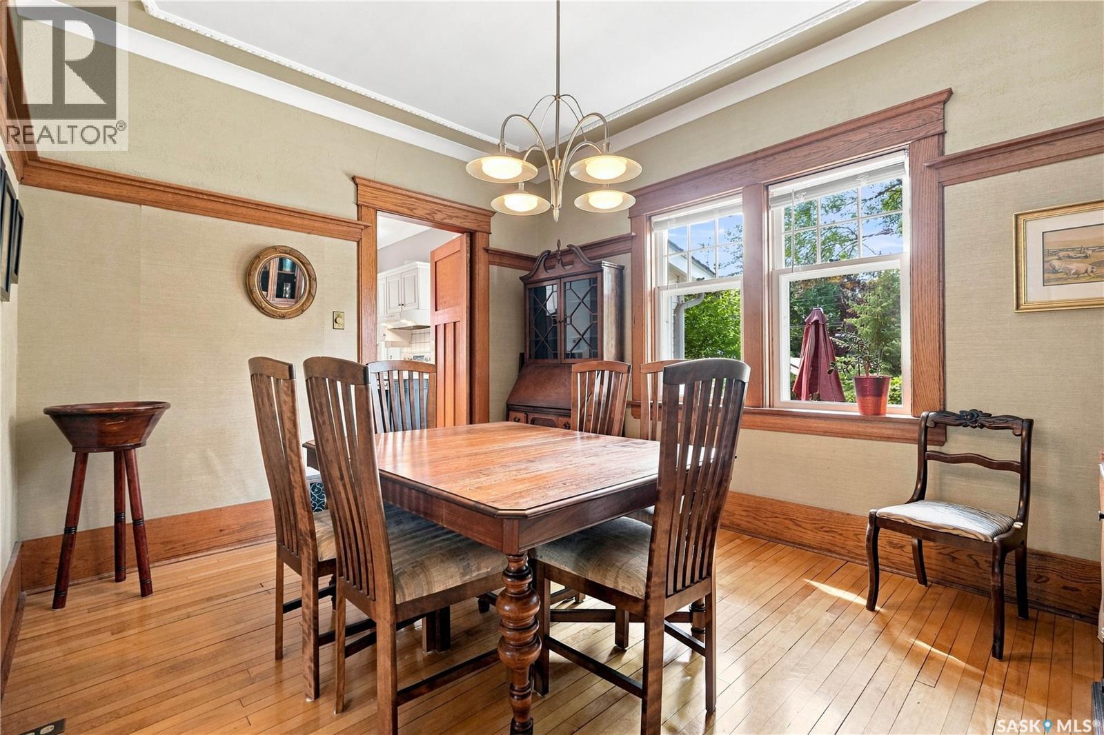 2274 Elphinstone Street, Regina, SK