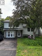UPPER - 278 WARATAH AVENUE Newmarket, ON L3Y 5J2