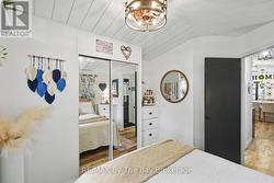 Primary Bedroom - 