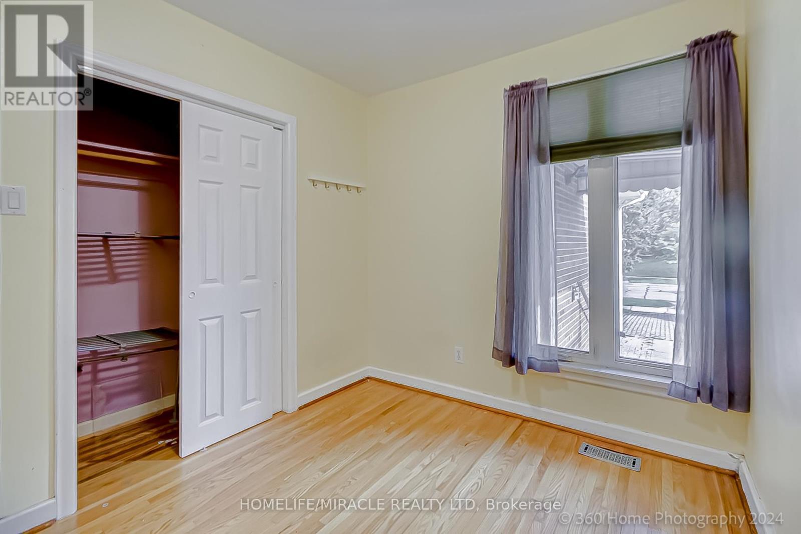 30 Fallowfield Road, Toronto, ON