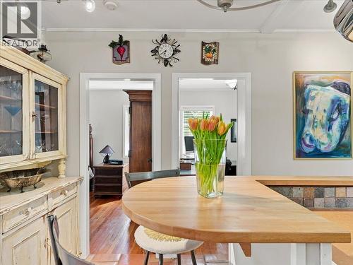 5811 Eagle Island, West Vancouver, BC 