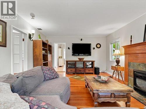 5811 Eagle Island, West Vancouver, BC 