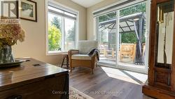 SUN ROOM - 