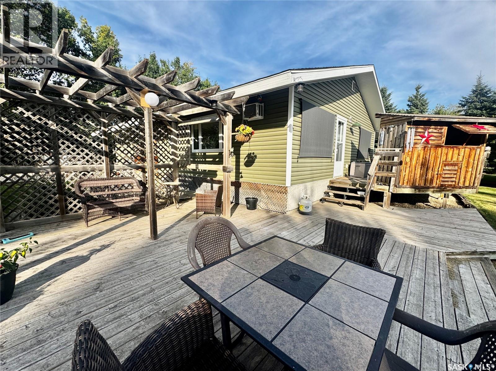 73 Veterans Boulevard, York Lake, SK