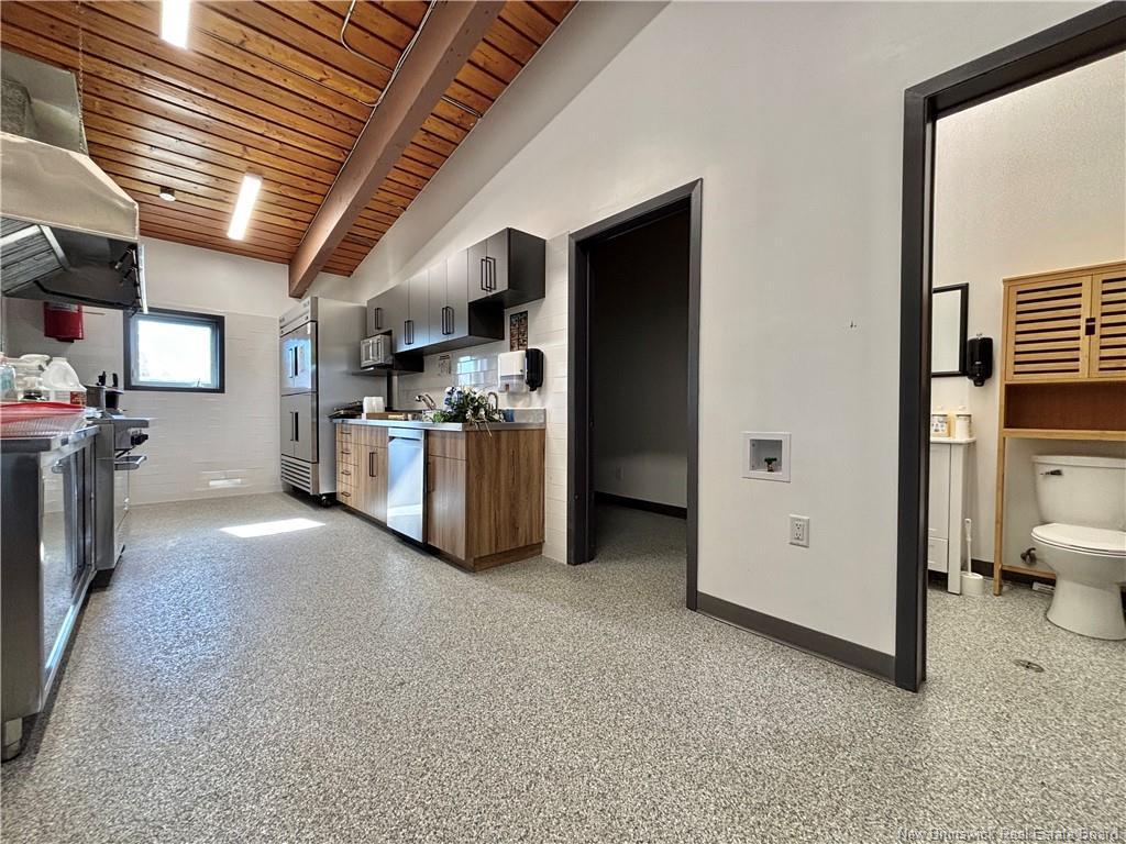 895 St Anne, Bathurst, NB