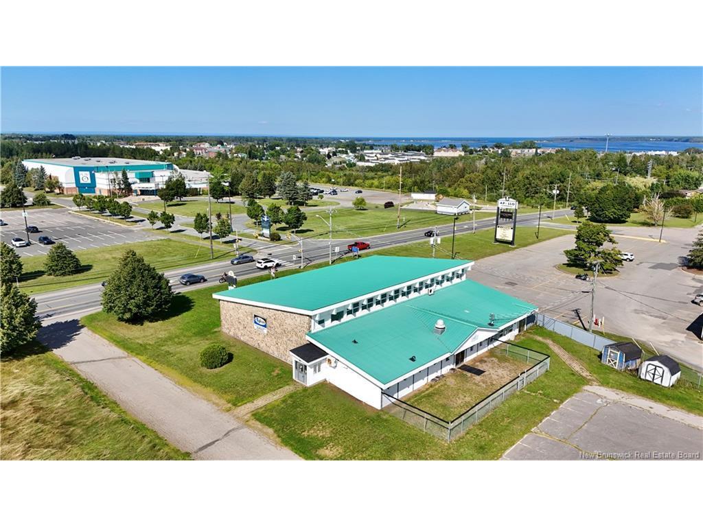 895 St Anne, Bathurst, NB