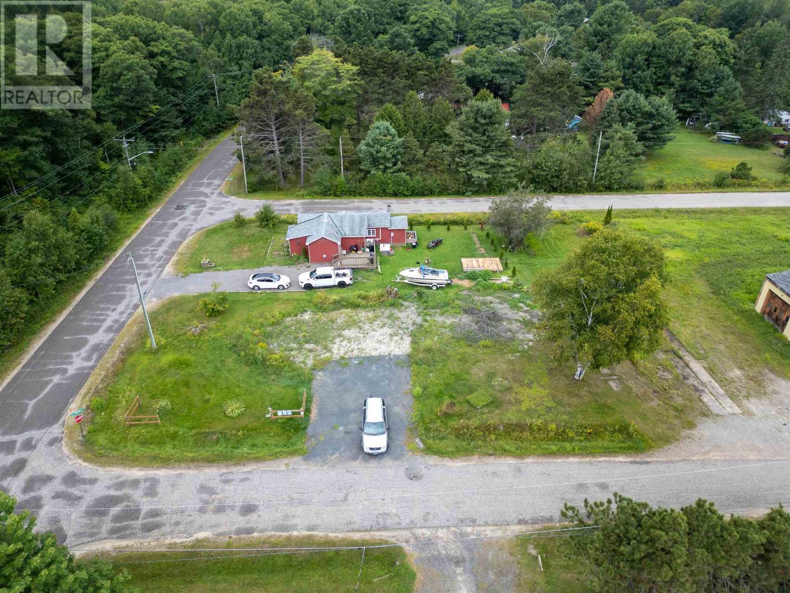 236 Youngfox Rd, Blind River, ON
