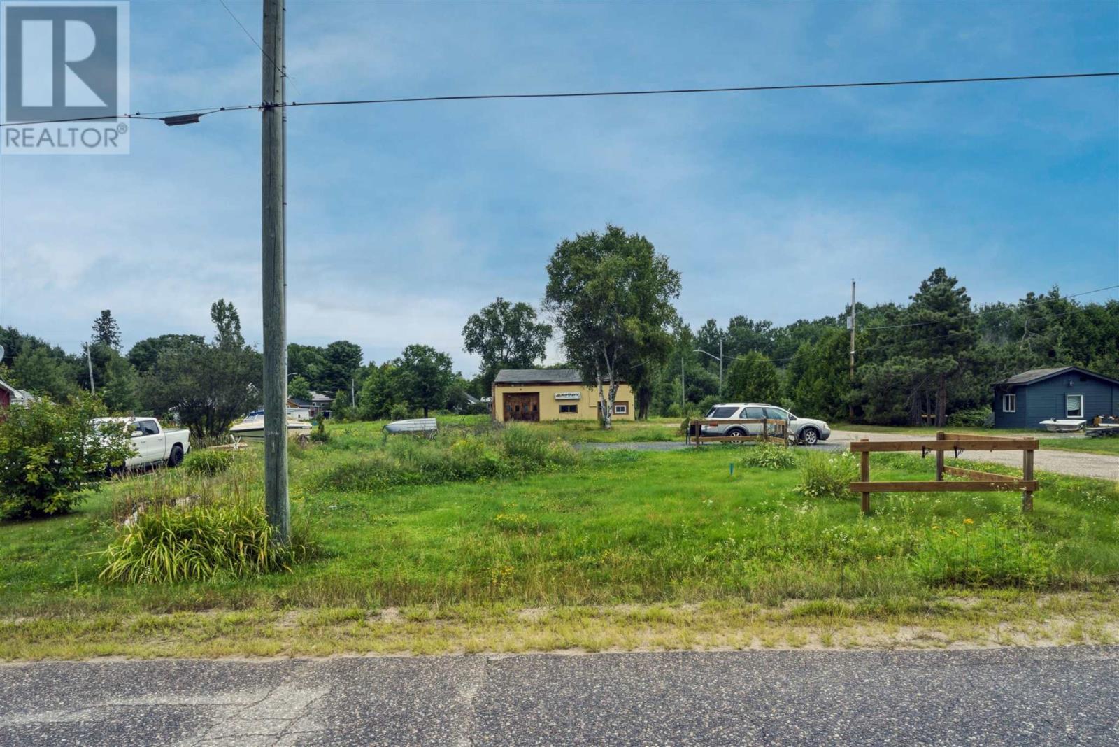 236 Youngfox Rd, Blind River, ON