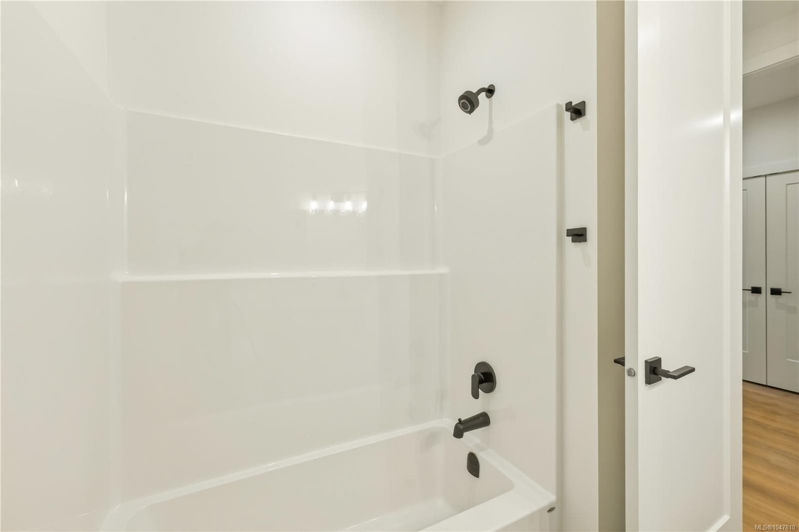 #101-2302 Arbot Rd, Nanaimo, BC