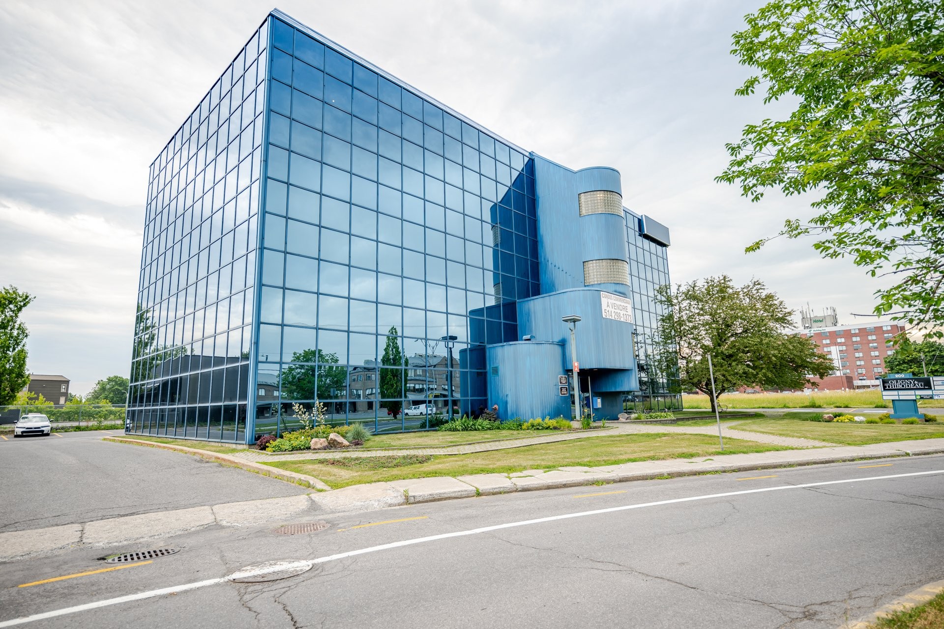 Façade - 400-200 Rue Macdonald, Saint-Jean-Sur-Richelieu, QC