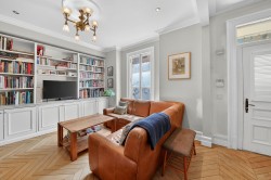 Salon - 