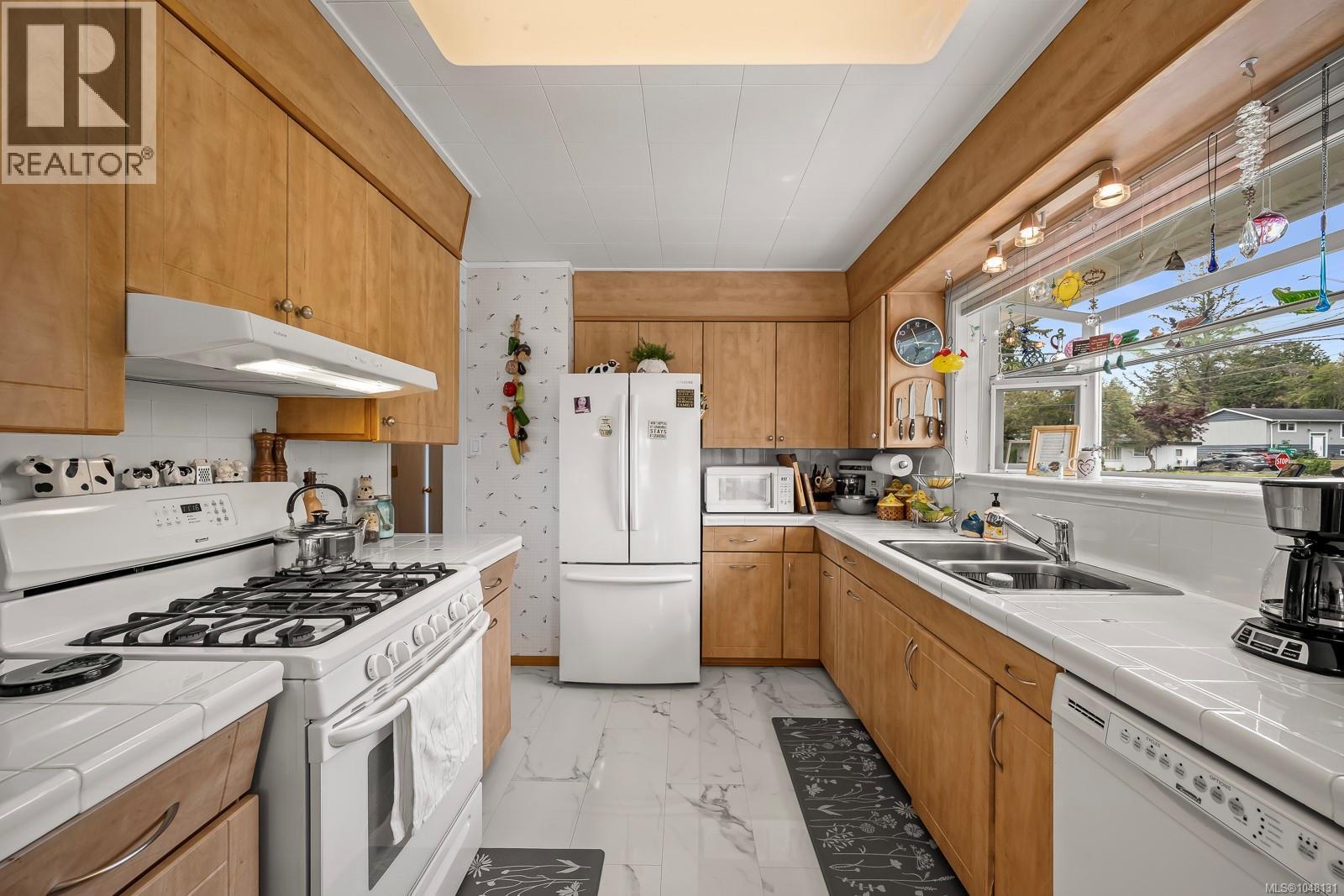 3980 Dillman Rd, Campbell River, BC