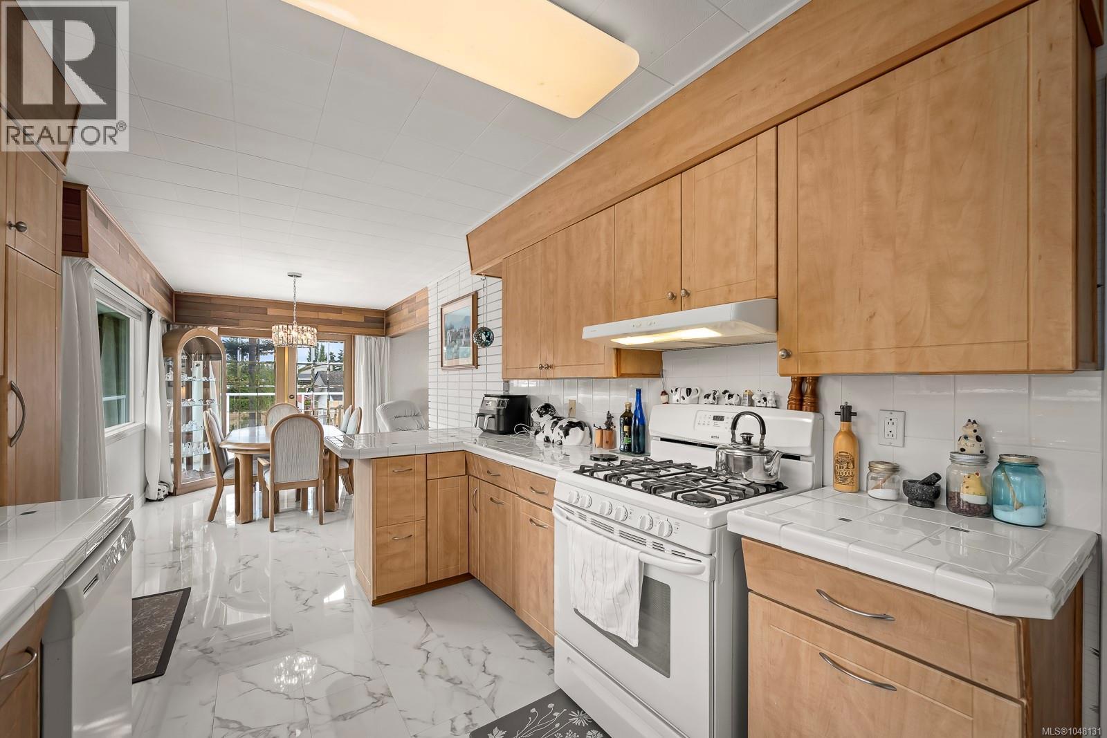 3980 Dillman Rd, Campbell River, BC