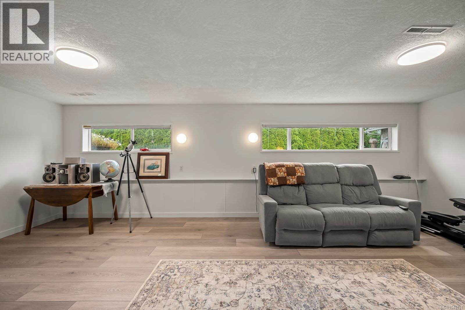 3980 Dillman Rd, Campbell River, BC