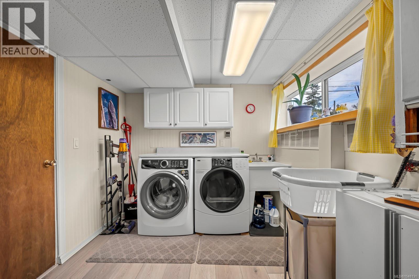 3980 Dillman Rd, Campbell River, BC